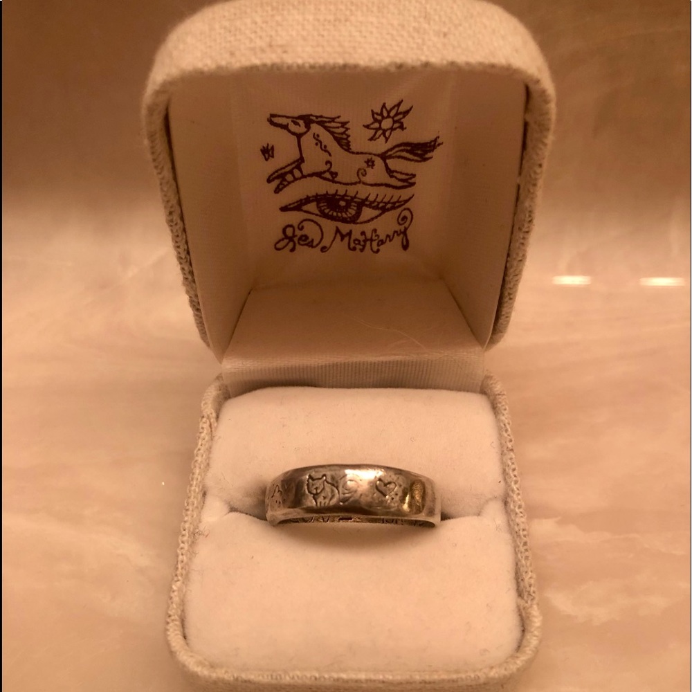 Jes MaHarry Love Another Ring